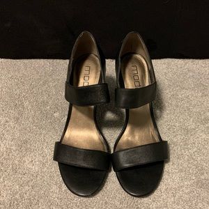 Moda Spana women’s heels (size 9)
